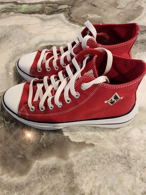 Sketchers High-Top Canvas Sneakers